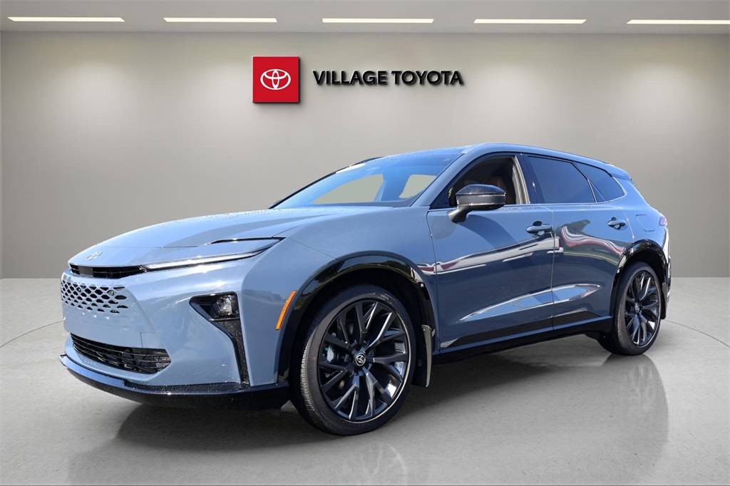 2025 Toyota Crown Signia XLE — SUV — 6,988 mi — Homosassa, FL