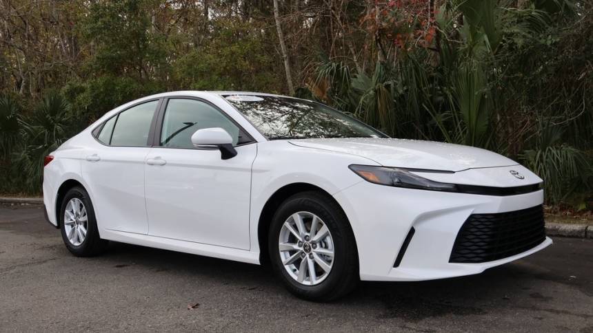 2025 Toyota Camry LE — Sedan — 1,163 mi — Homosassa, FL