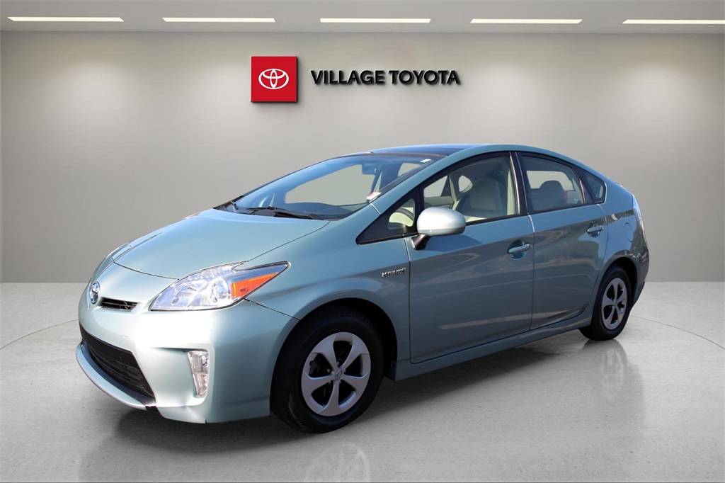 2015 Toyota Prius Three — Hatchback — 128,024 mi — Homosassa, FL