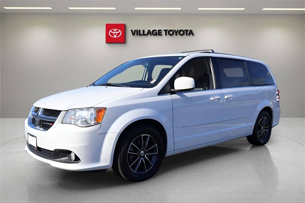 2017 Dodge Grand Caravan SXT — Minivan — 103,298 mi — Homosassa, FL