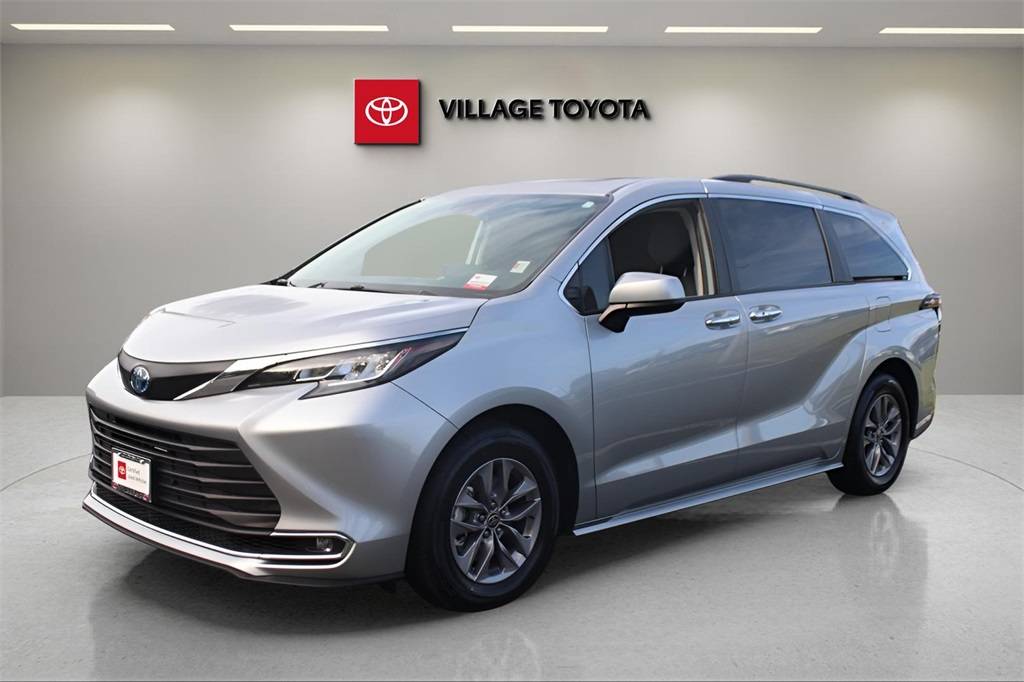 2023 Toyota Sienna XLE — Minivan — 40,009 mi — Homosassa, FL