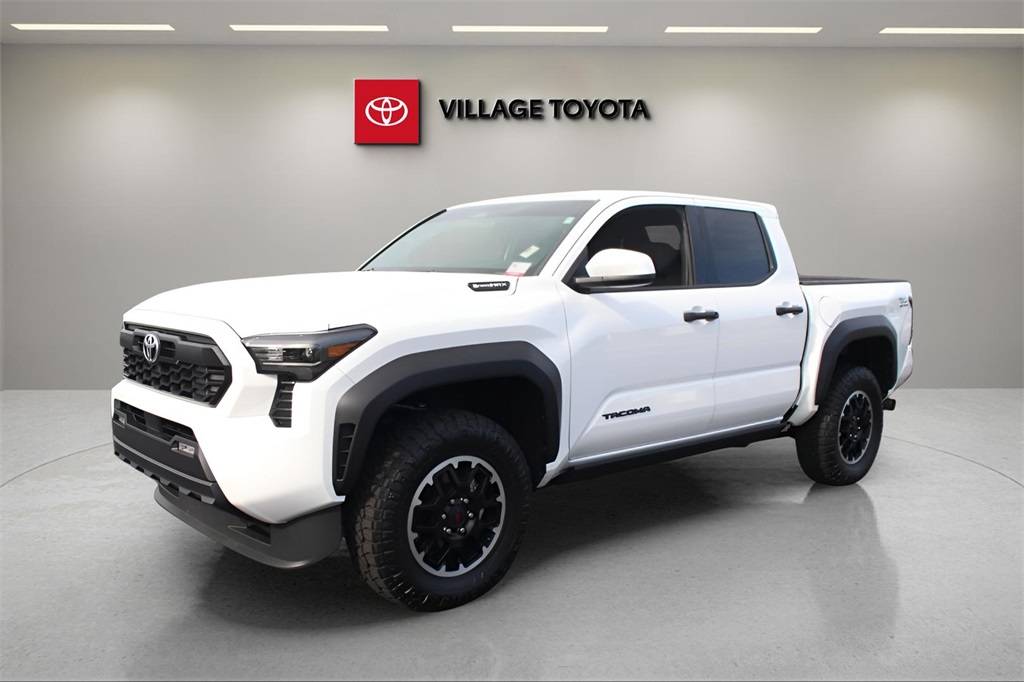 2025 Toyota Tacoma Limited Hybrid — Pickup Truck — 2,117 mi — Homosassa, FL