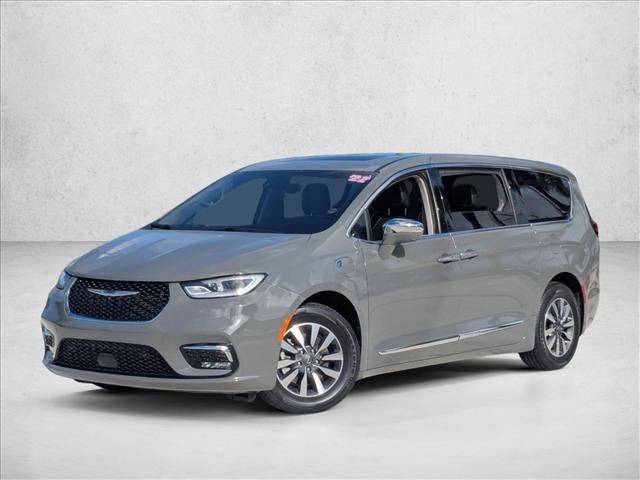 2022 Chrysler Pacifica Hybrid Limited — Minivan — 51,192 mi — Davie, FL