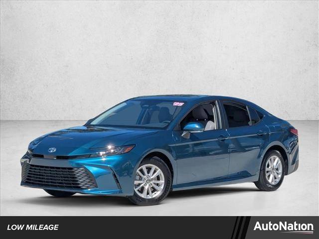 2025 Toyota Camry Hybrid LE — Sedan — 4,347 mi — Davie, FL