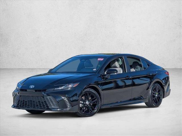 2025 Toyota Camry Hybrid SE — Sedan — 5,732 mi — Davie, FL