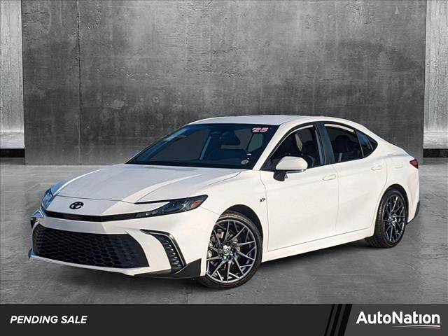 2025 Toyota Camry SE — Sedan — 6,045 mi — Davie, FL