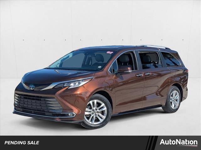 2022 Toyota Sienna Limited — Minivan — 47,004 mi — Davie, FL