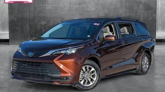 2022 Toyota Sienna LE — Minivan — 50,866 mi — Davie, FL