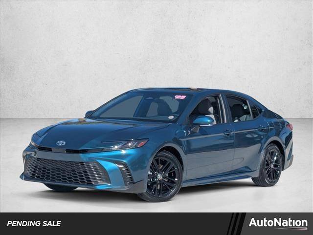 2025 Toyota Camry Hybrid SE — Sedan — 4,247 mi — Davie, FL