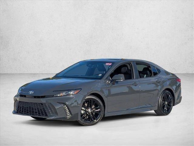 2025 Toyota Camry Hybrid SE — Sedan — 6,039 mi — Davie, FL