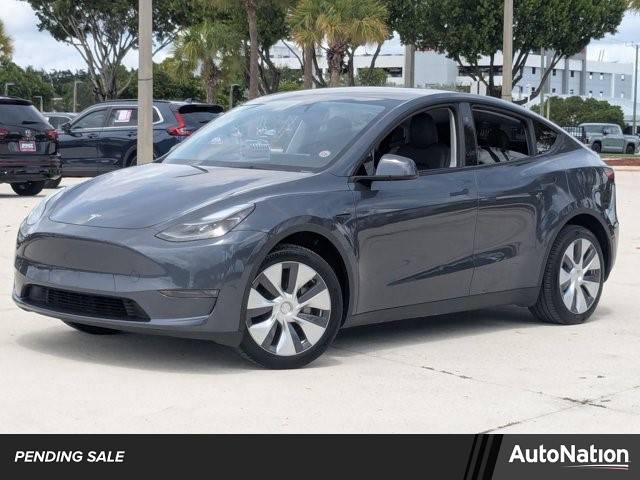 2023 Tesla Model Y Long Range — SUV — 15,047 mi — Davie, FL