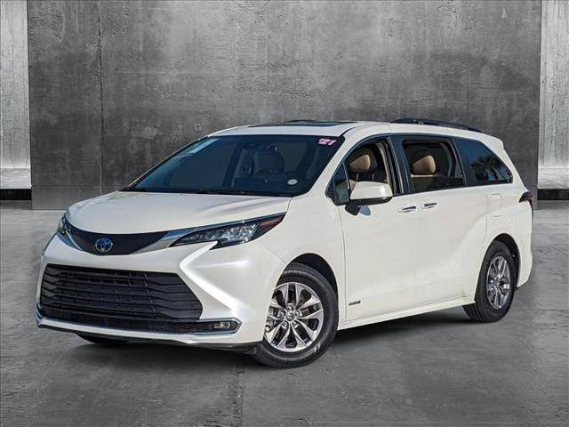 2021 Toyota Sienna XLE — Minivan — 231,309 mi — Davie, FL
