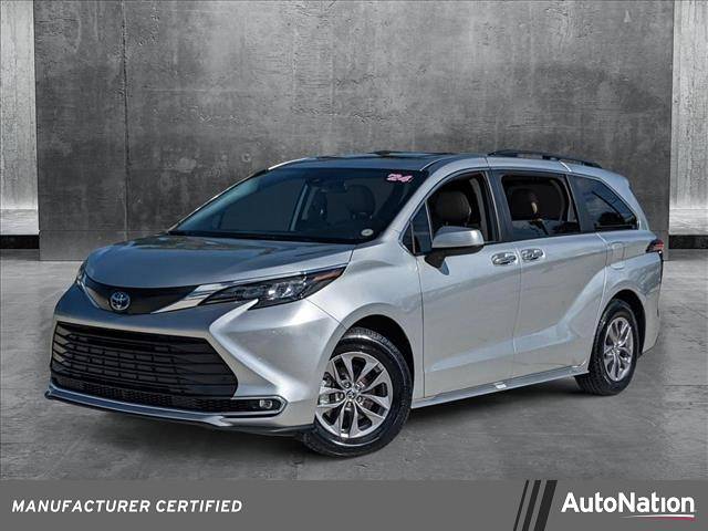 2024 Toyota Sienna XLE — Minivan — 18,237 mi — Davie, FL