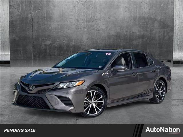 2019 Toyota Camry SE — Sedan — 74,272 mi — Davie, FL