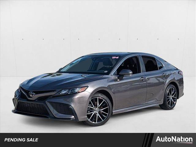 2024 Toyota Camry SE — Sedan — 13,650 mi — Davie, FL