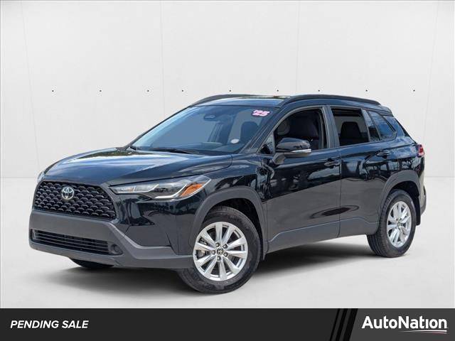 2025 Toyota Corolla Cross LE — SUV — 1,651 mi — Davie, FL