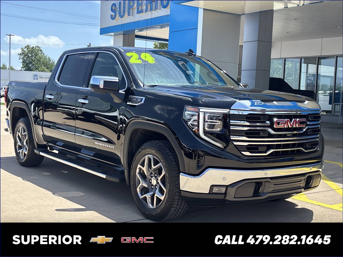 2024 GMC Sierra 1500 SLT — Pickup Truck — 29,831 mi — Siloam Springs, AR