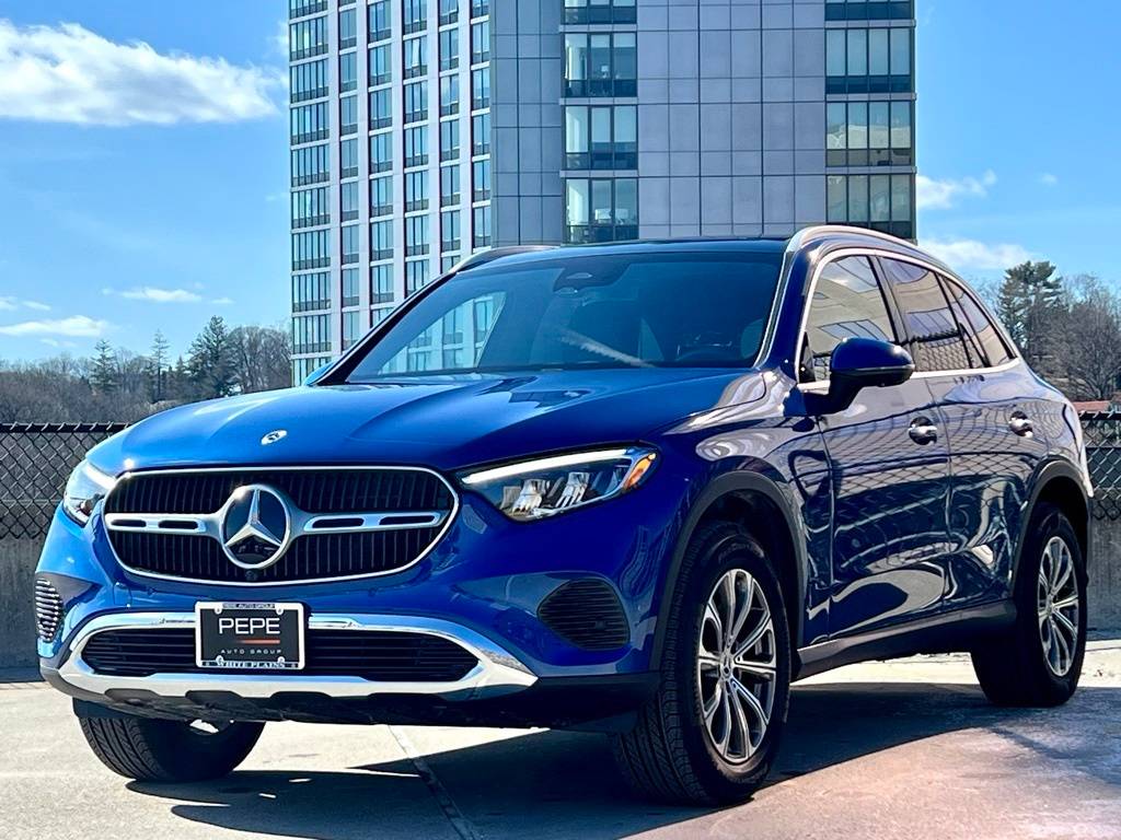 2025 Mercedes-Benz GLC GLC 300 — SUV — 3,300 mi — Holland, NY