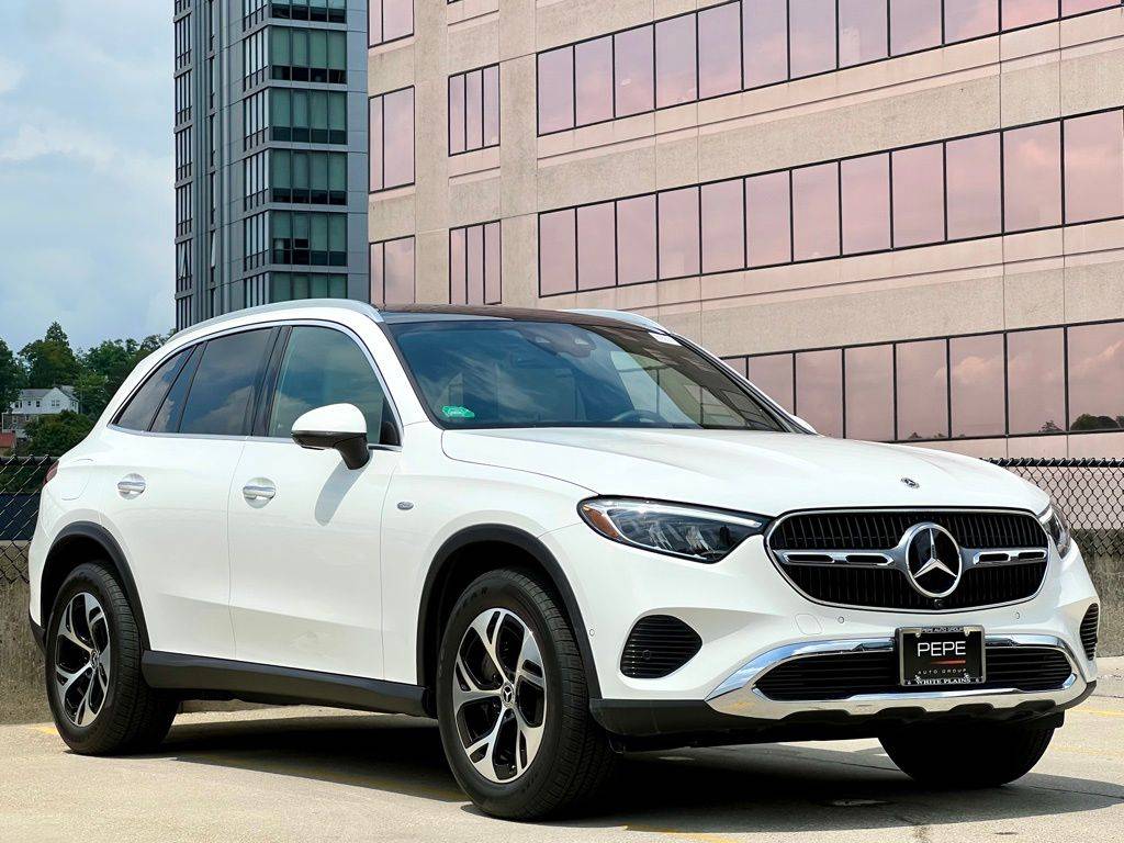 2025 Mercedes-Benz GLC GLC 350e — SUV — 2,587 mi — Holland, NY