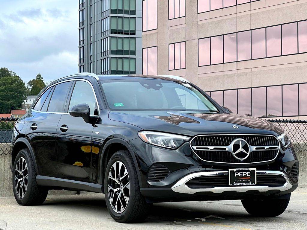 2025 Mercedes-Benz GLC GLC 350e — SUV — 2,000 mi — Holland, NY