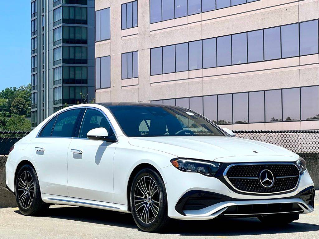 2025 Mercedes-Benz E-Class E 350 — Sedan — 604 mi — Holland, NY