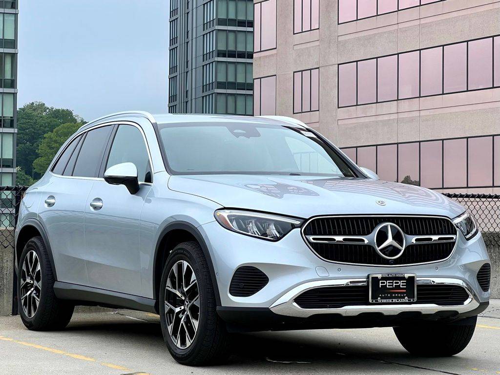 2025 Mercedes-Benz GLC GLC 350e — SUV — 3,911 mi — Holland, NY