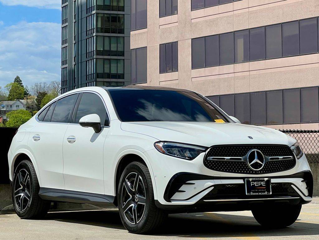 2025 Mercedes-Benz GLC