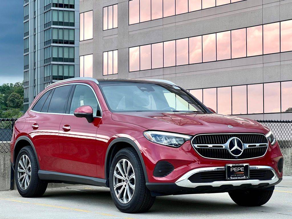 2025 Mercedes-Benz GLC GLC 300 — SUV — 3,490 mi — Holland, NY