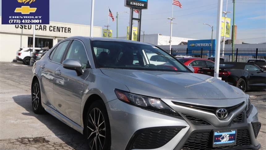 2021 Toyota Camry SE — Sedan — 67,301 mi — Chicago, IL