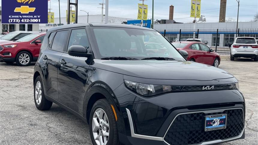 2024 Kia Soul LX — Hatchback — 16,841 mi — Chicago, IL