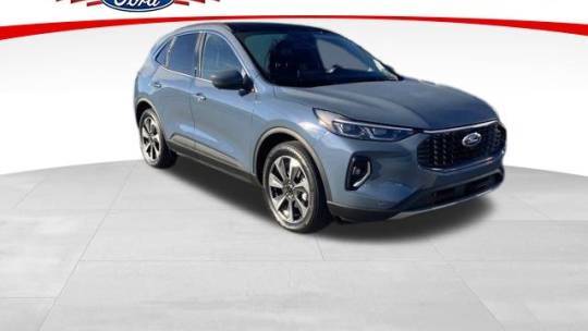 2023 Ford Escape Platinum — SUV — 16,264 mi — Nokomis, FL