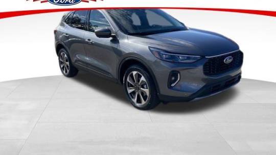 2023 Ford Escape Platinum — SUV — 13,683 mi — Nokomis, FL
