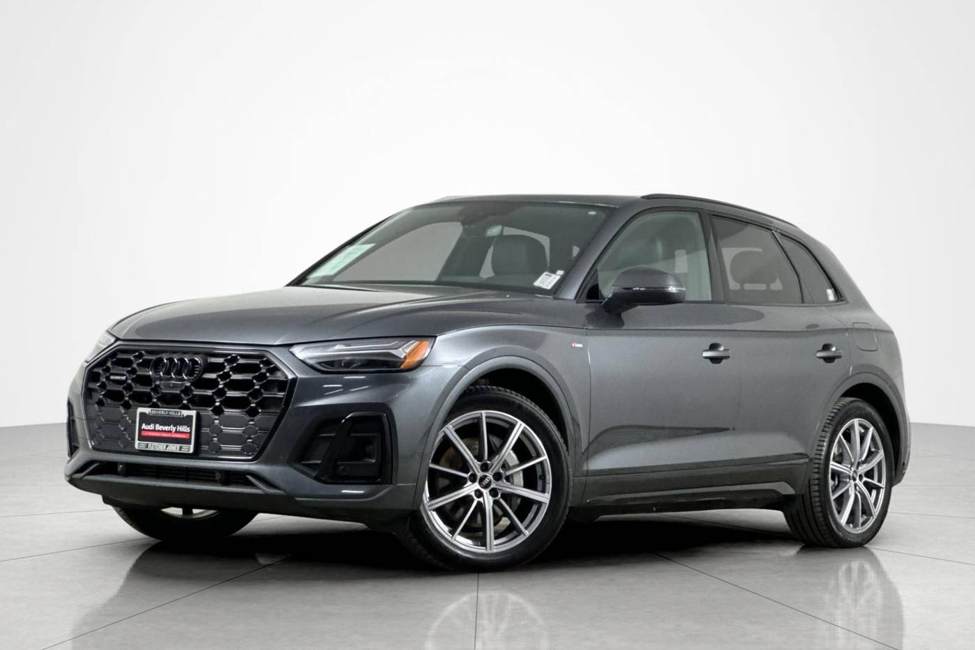 2023 Audi Q5 Plug-In Hybrid e Premium Plus — SUV — 18,092 mi — Beverly Hills, CA