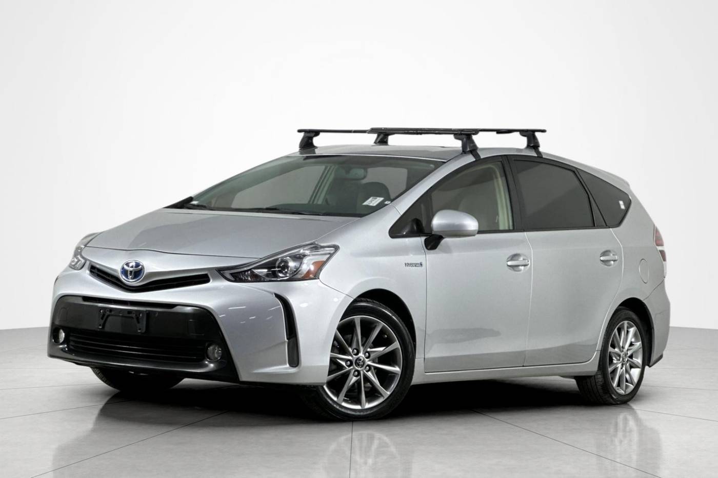 2017 Toyota Prius v Five — Wagon — 55,299 mi — Beverly Hills, CA