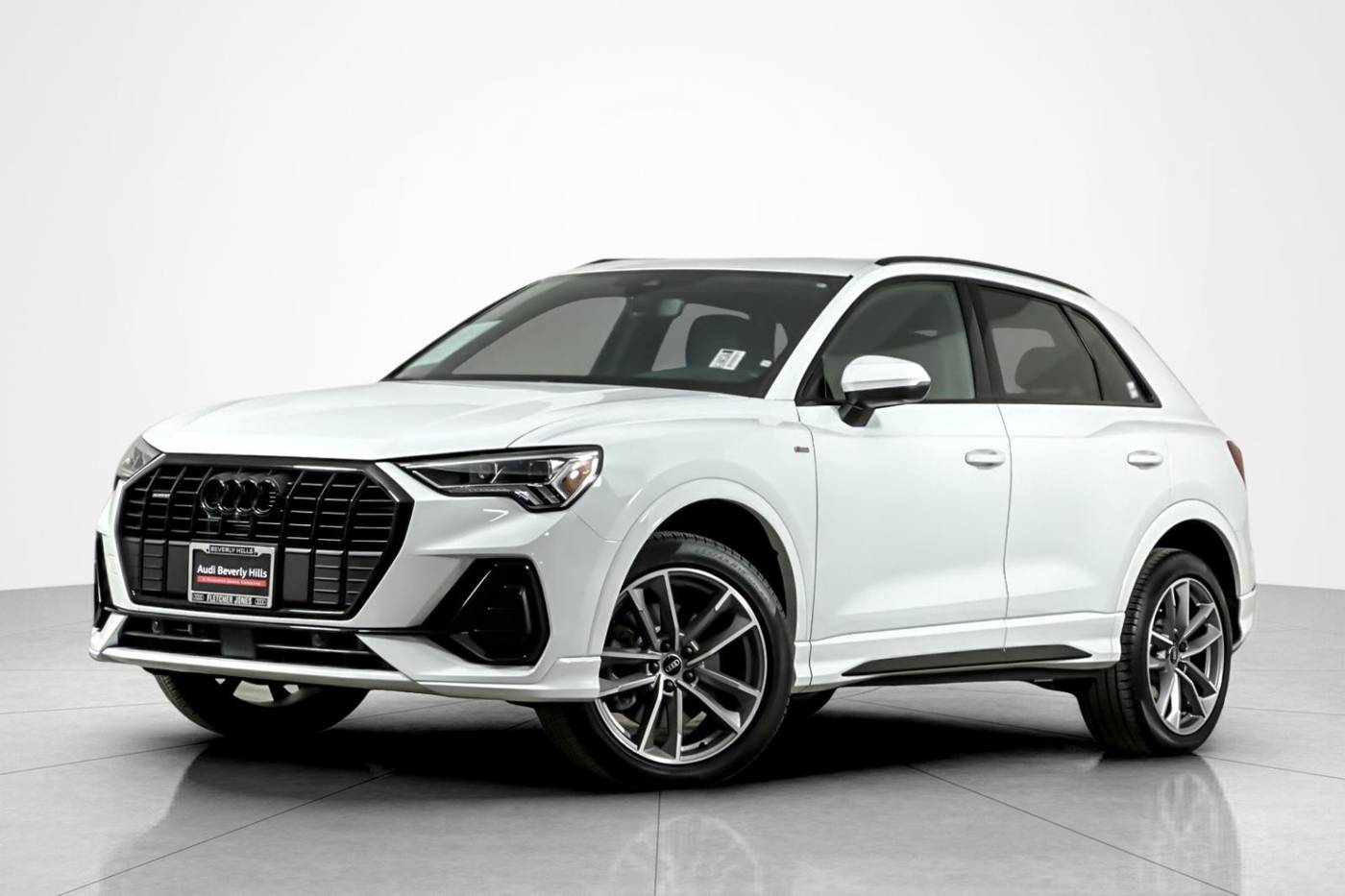 2024 Audi Q3 S line Premium Plus — SUV — 5,065 mi — Beverly Hills, CA