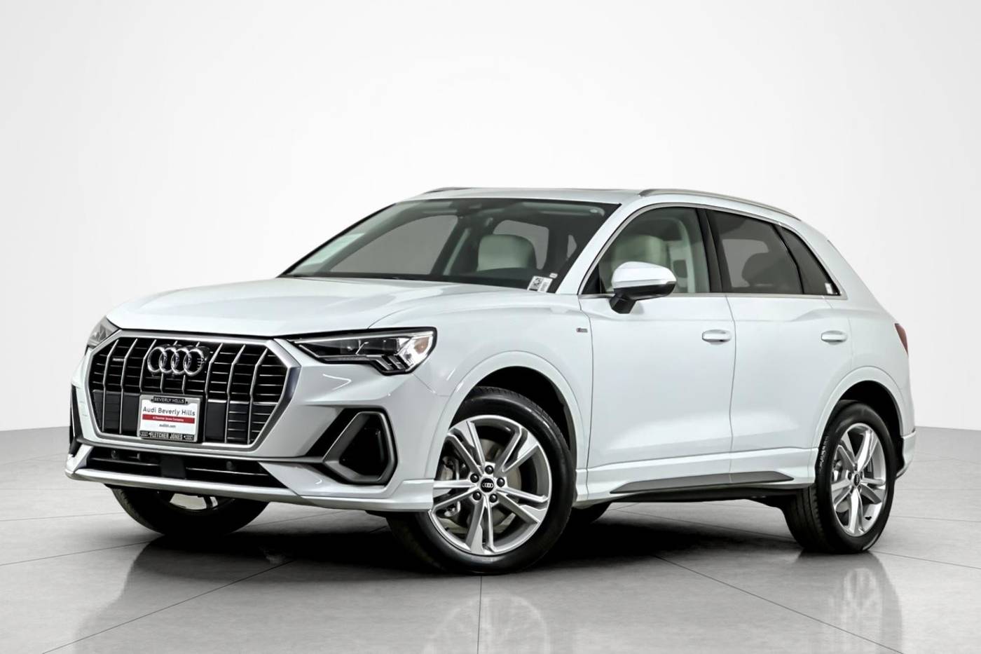 2022 Audi Q3 S line Premium Plus — SUV — 13,557 mi — Beverly Hills, CA