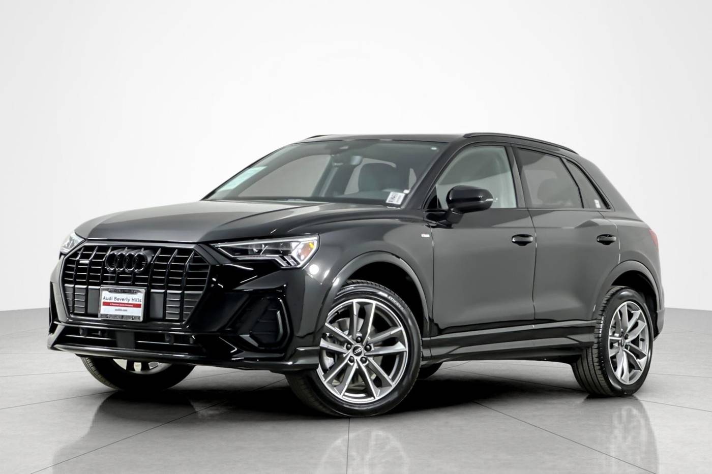 2024 Audi Q3 S line Premium — SUV — 5,318 mi — Beverly Hills, CA