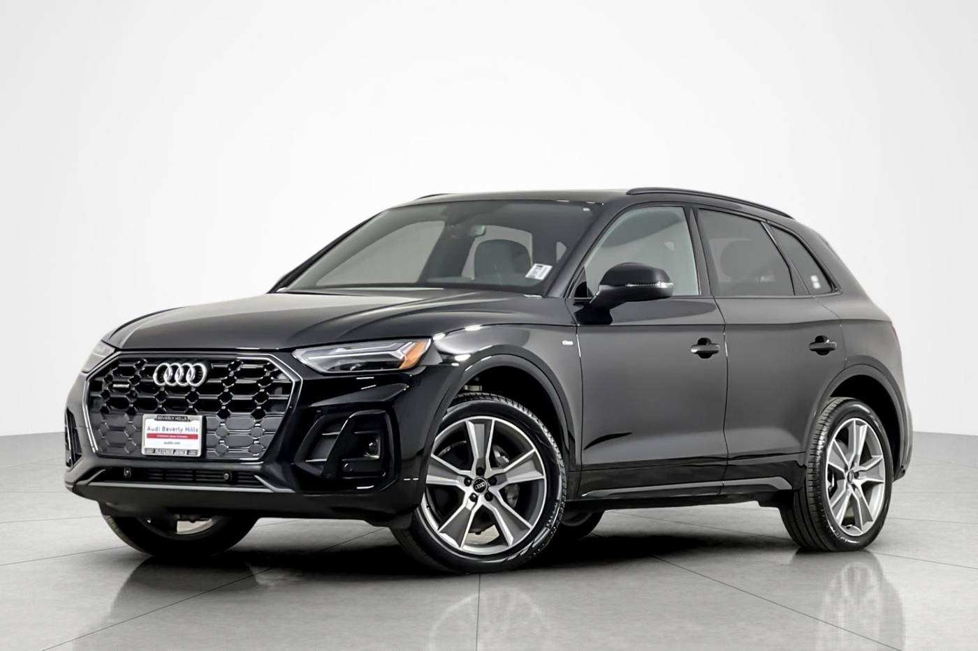 2025 Audi Q5 Premium — SUV — 6,430 mi — Beverly Hills, CA