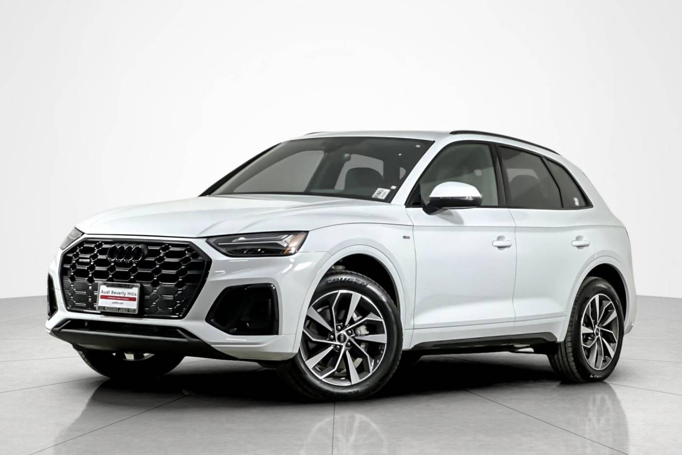 2024 Audi Q5 Premium — SUV — 4,570 mi — Beverly Hills, CA