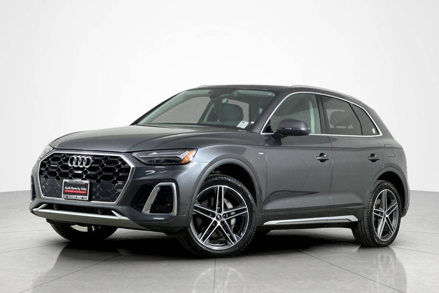 2021 Audi Q5 Plug-In Hybrid e Premium — SUV — 18,935 mi — Beverly Hills, CA