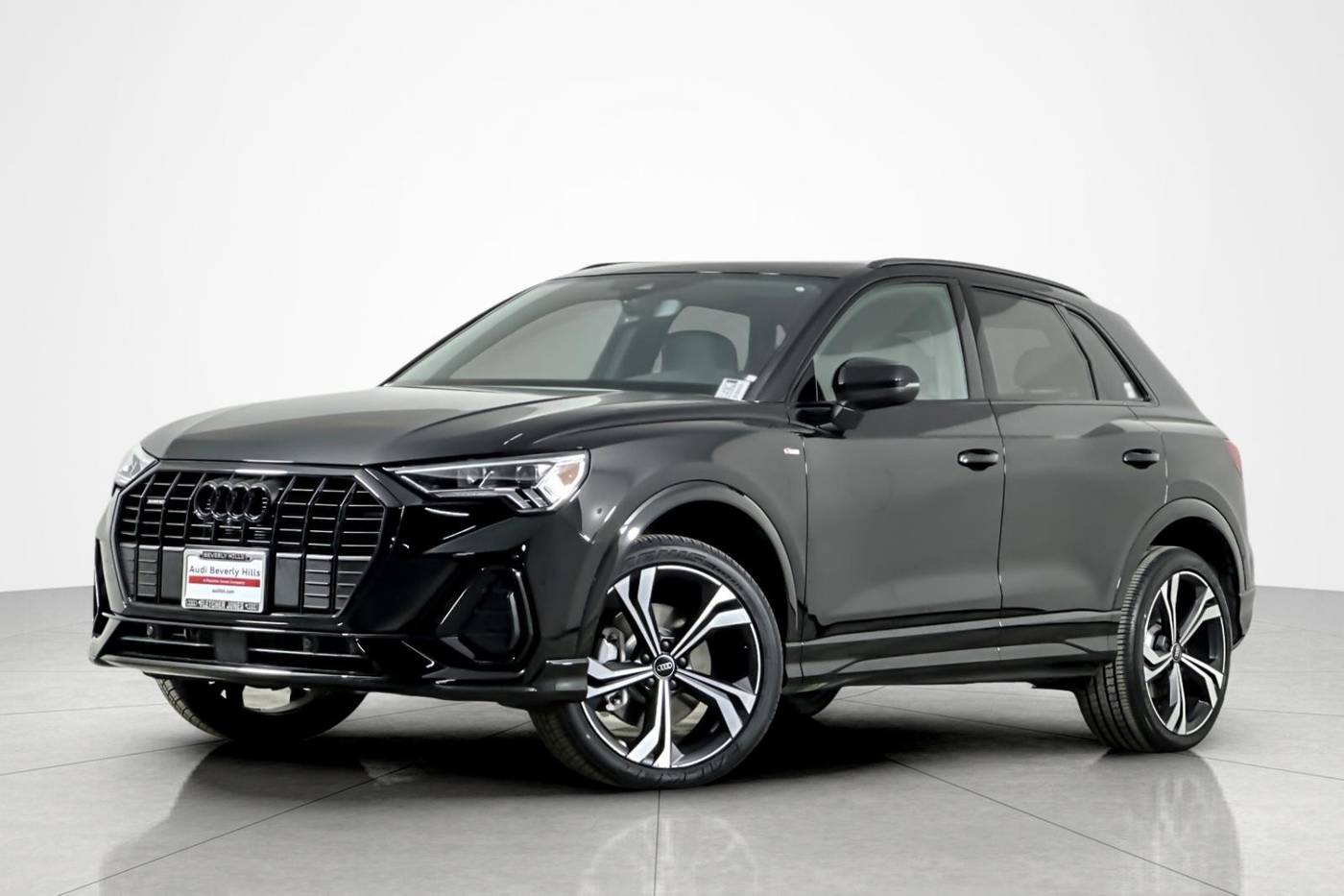 2024 Audi Q3 S line Premium Plus — SUV — 6,280 mi — Beverly Hills, CA