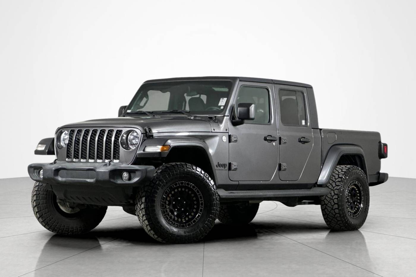 2020 Jeep Gladiator Sport S — Pickup Truck — 35,948 mi — Beverly Hills, CA