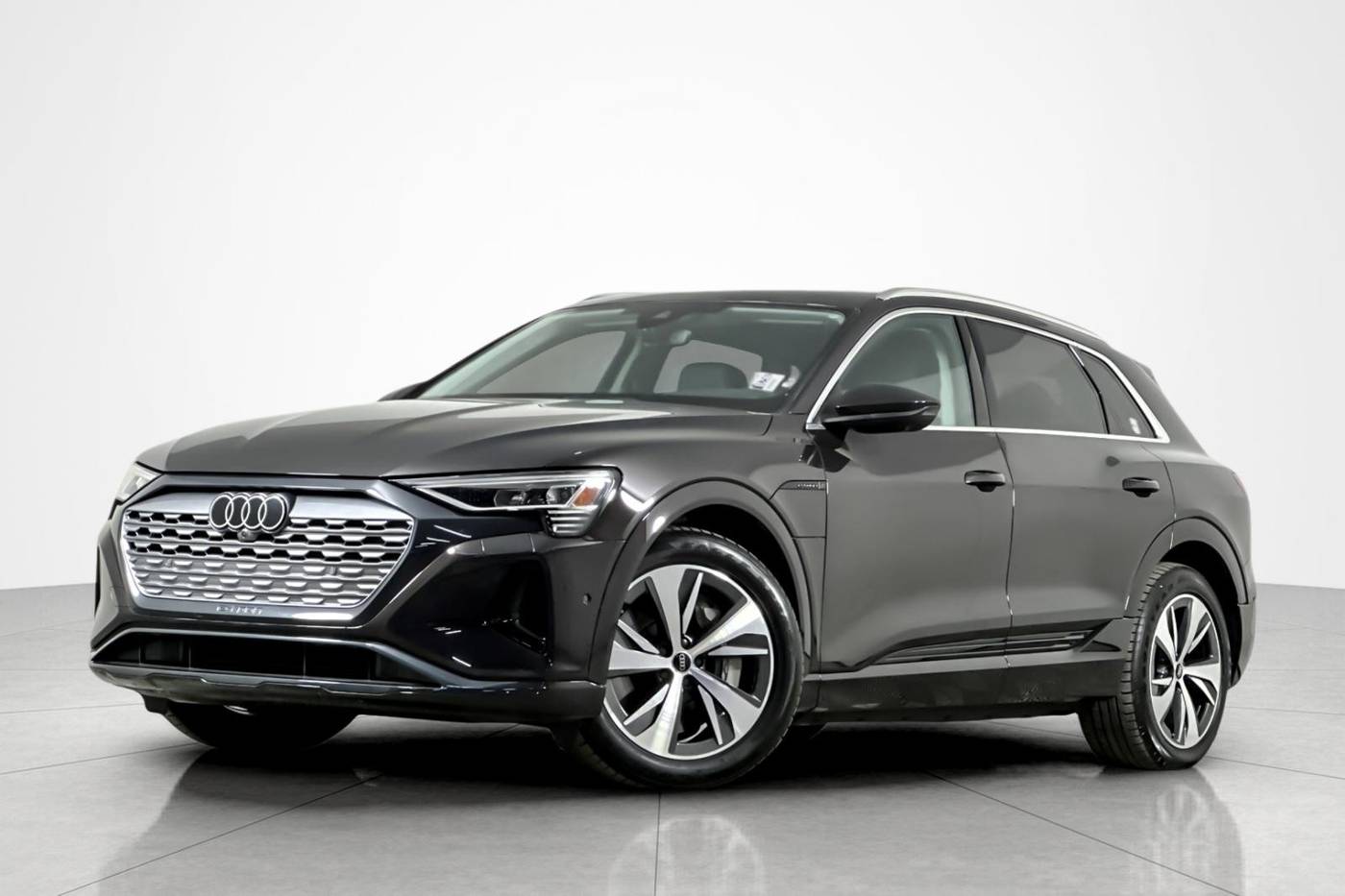 2024 Audi Q8 e-tron Premium Plus — SUV — 6,154 mi — Beverly Hills, CA