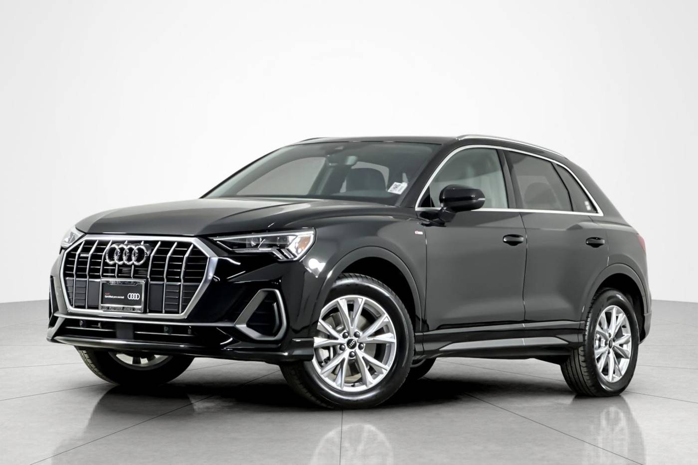 2024 Audi Q3 S line Premium — SUV — 3,801 mi — Beverly Hills, CA