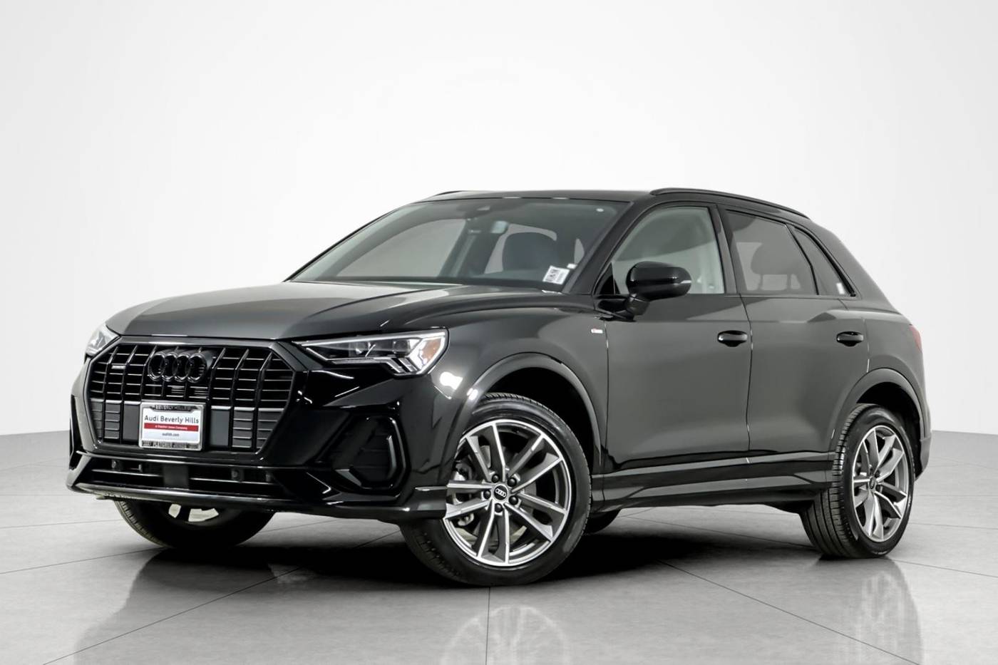 2025 Audi Q3 S line Premium — SUV — 5,527 mi — Beverly Hills, CA