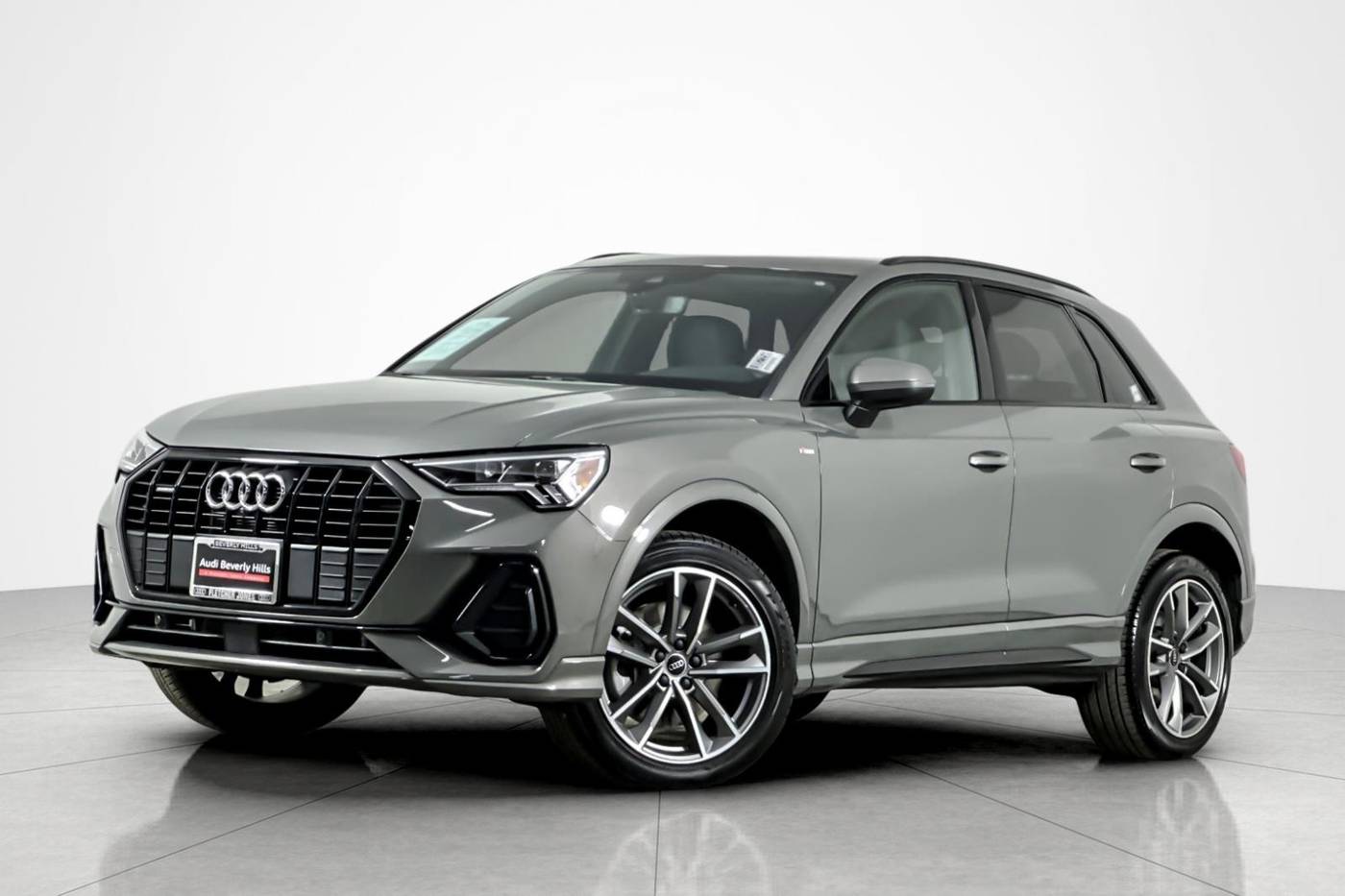 2024 Audi Q3 S line Premium Plus — SUV — 3,117 mi — Beverly Hills, CA