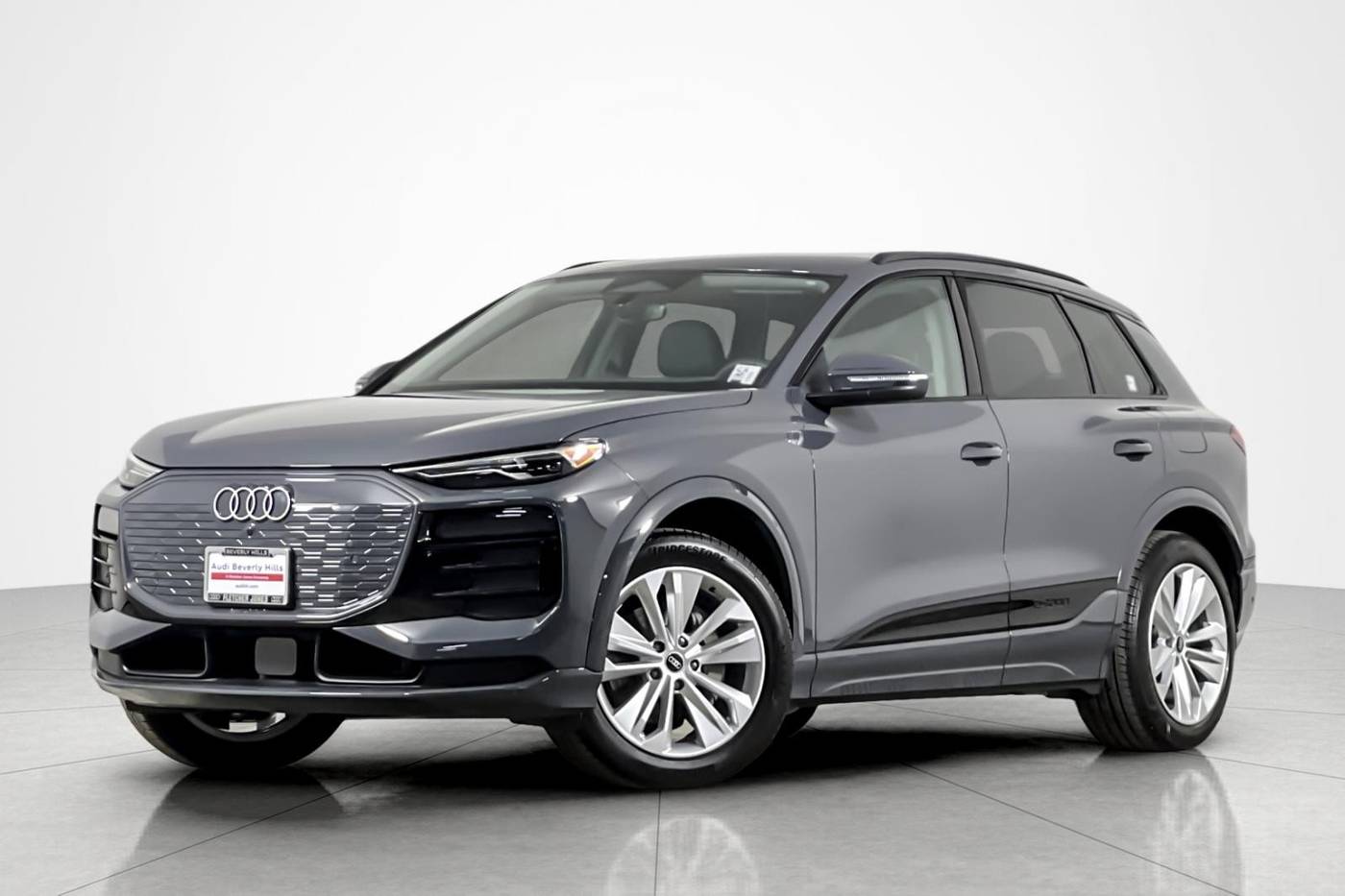 2025 Audi Q6 e-tron Premium — SUV — 5,392 mi — Beverly Hills, CA
