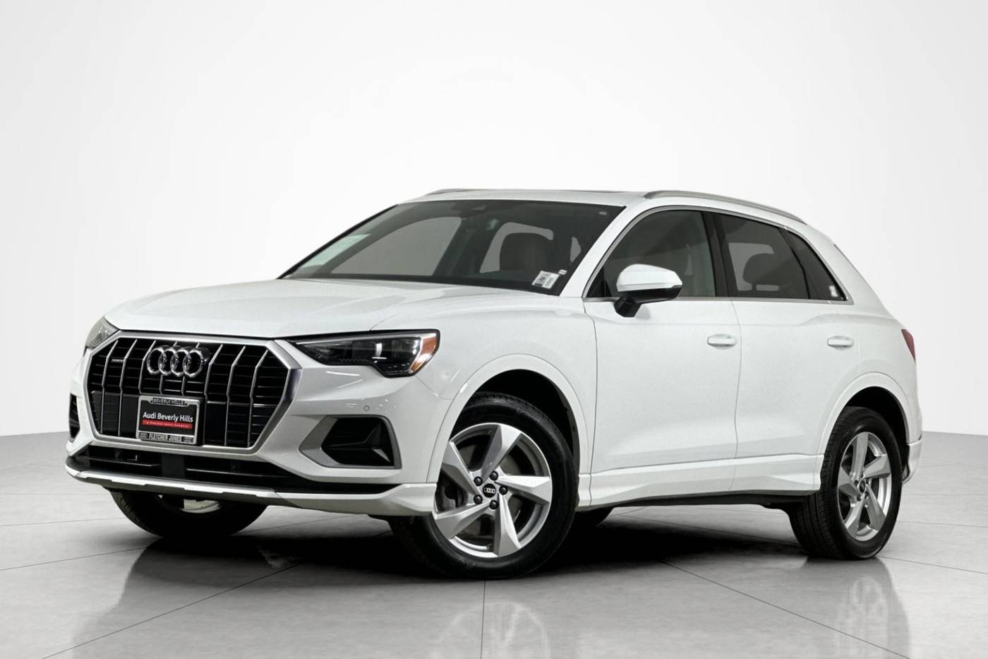 2022 Audi Q3 Premium — SUV — 15,589 mi — Beverly Hills, CA