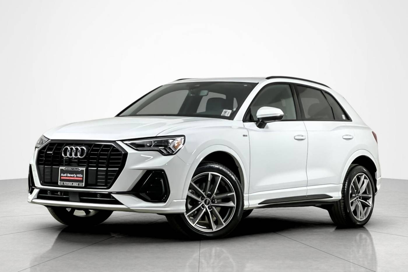 2024 Audi Q3 S line Premium Plus — SUV — 3,066 mi — Beverly Hills, CA