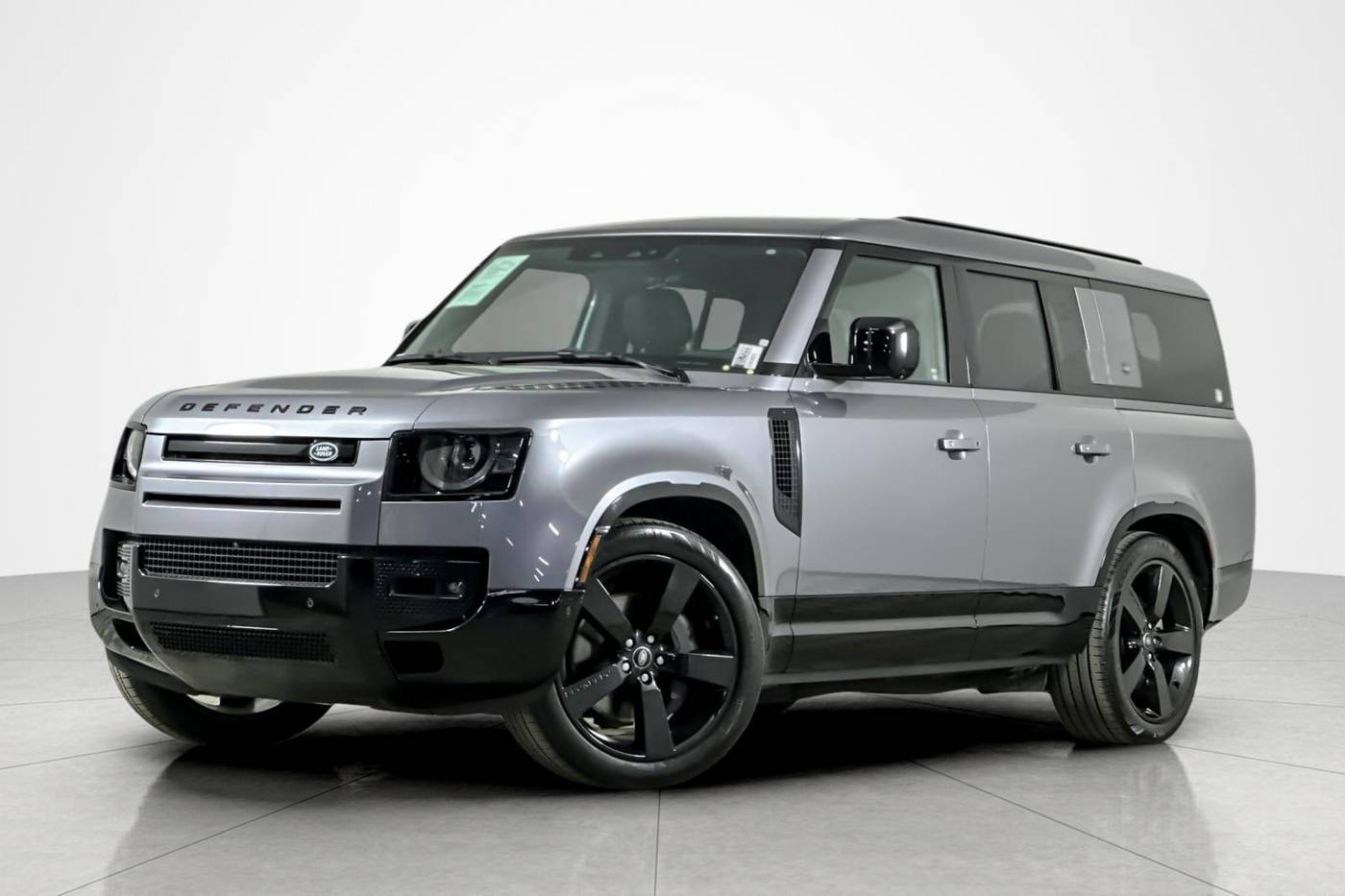 2024 Land Rover Defender X-Dynamic SE — SUV — 24,586 mi — Beverly Hills, CA